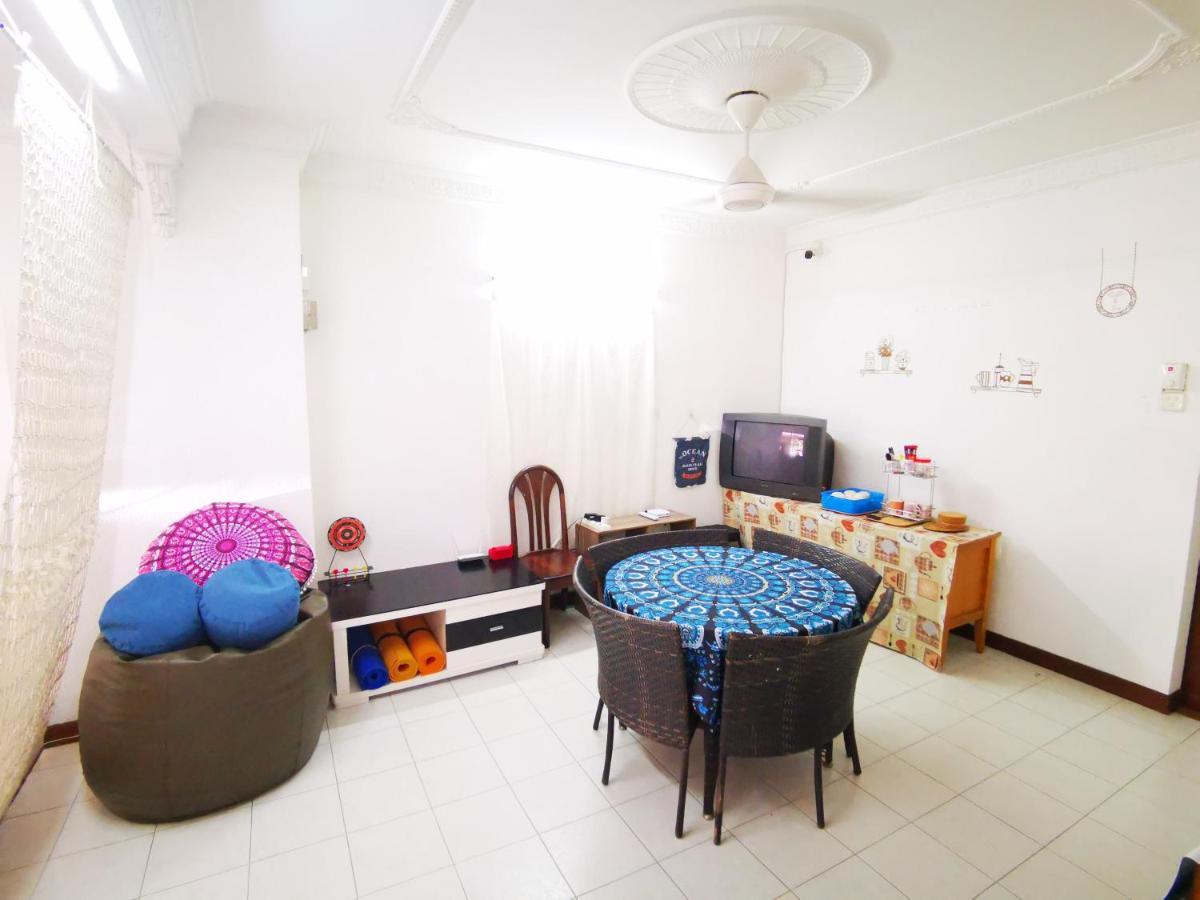 Lpm Room Tanjung Bungah  Eksteriør billede