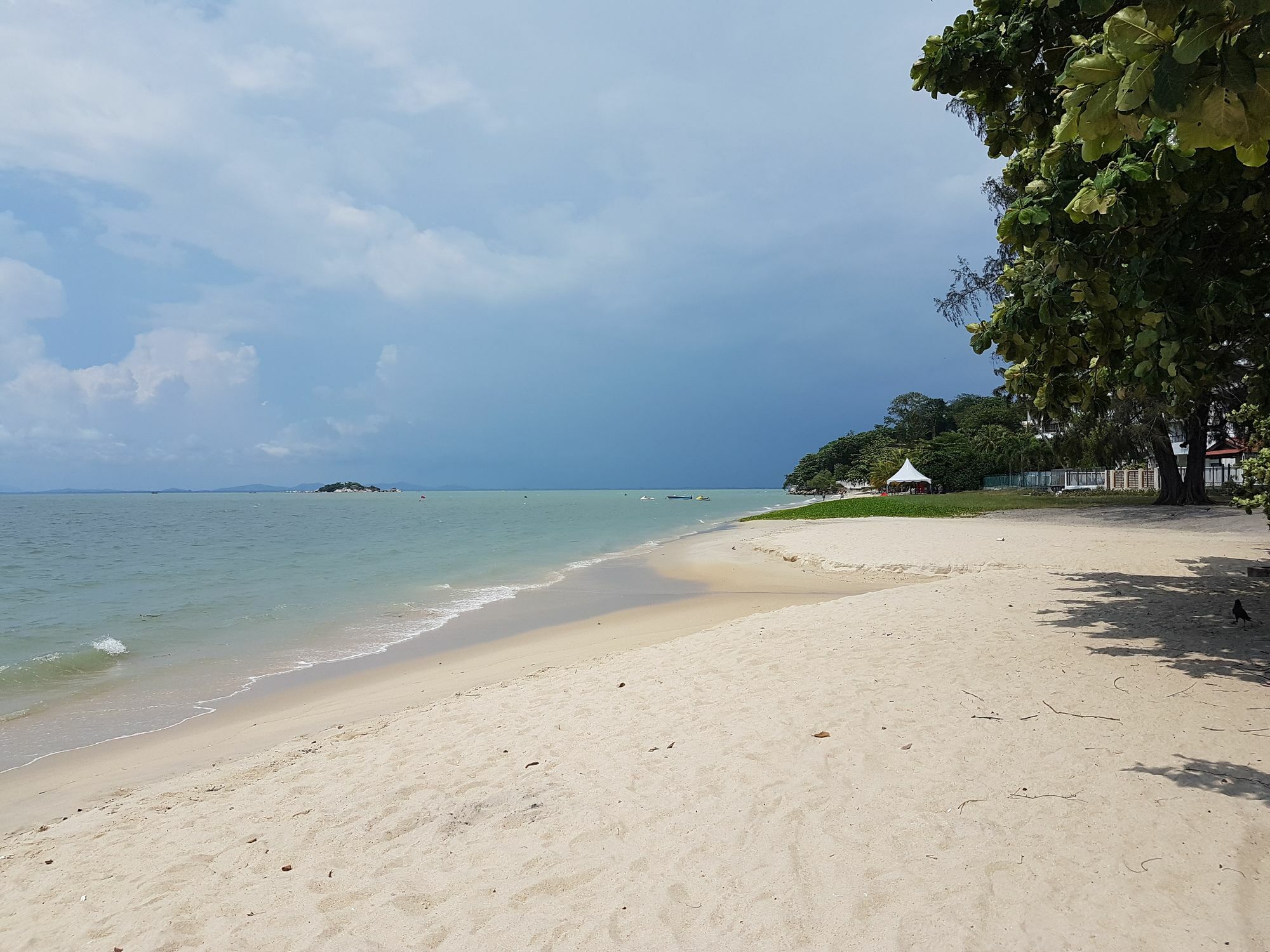 Lpm Room Tanjung Bungah  Eksteriør billede